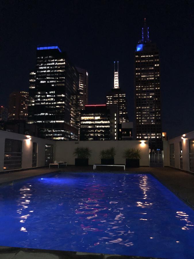 King Deluxe Apartments Melbourne Exterior photo